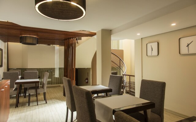 El Puente Hotel Boutique
