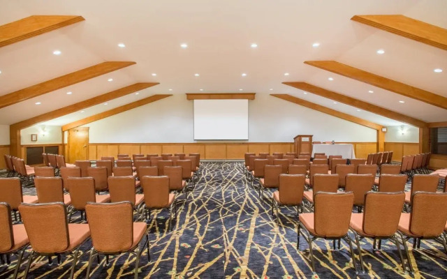 Crowne Plaza Lake Placid by IHG