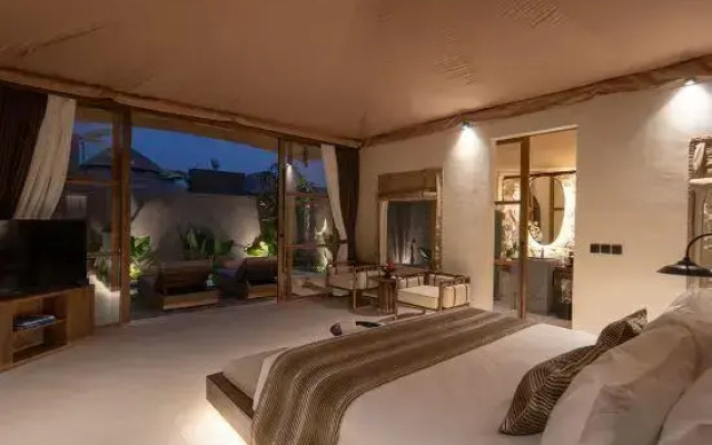 Ubud Mas Glamping Luxury Tent