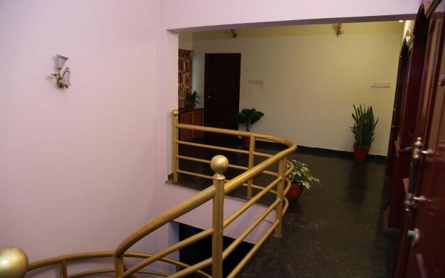 Le Garden Inn