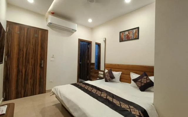 Maruti Group Of Hotels - Vrinda Inn