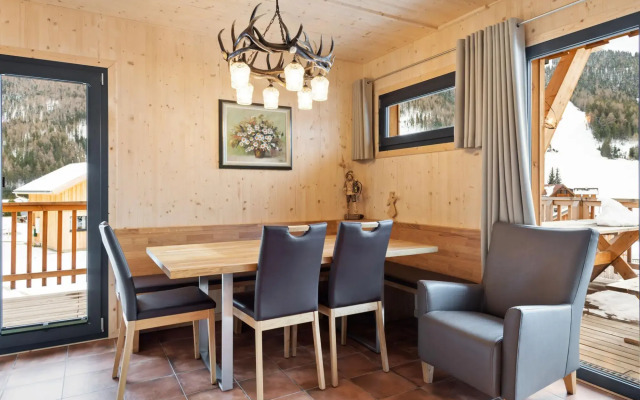 Deluxe Holiday Home in Hohentauern with Hot Tub