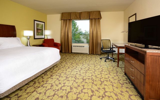 Hilton Garden Inn Greensboro Airport