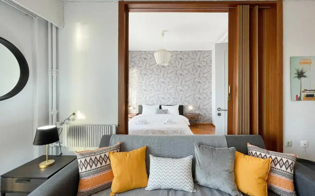 Eolou Sea View 60sqm apt in Paleo Faliro