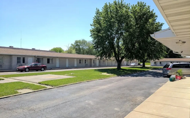 All Seasons Motel