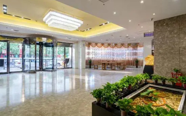 Licheng Hotel (Dazhong Road Pedestrian Street)