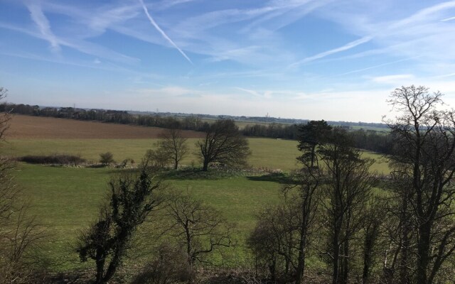 Quex Livery Glamping