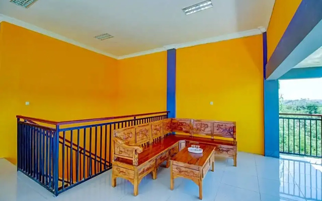 OYO 3812 Edutel Sade Raya Kuta Hotel Lombok