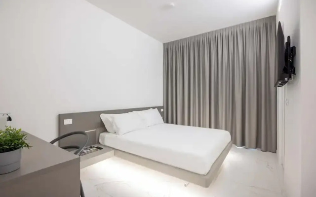 Excelsior Station Suite