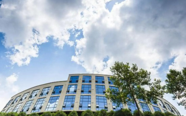 Xiangzhigou Maple Valley Holiday Hotel