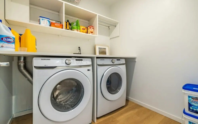 @ Marbella Lane - Luxurious 3BR Penthouse