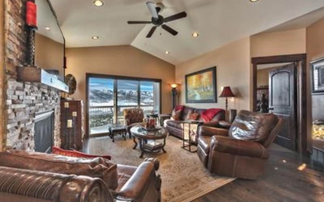 Black Rock Retreat by Blueswell