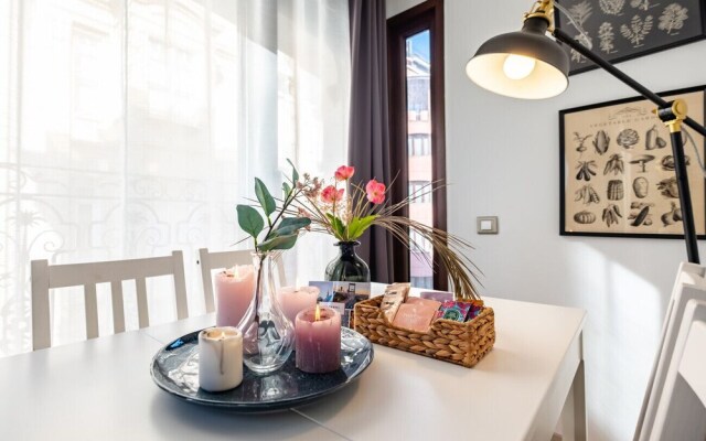 Missafir Exquisite and Central Flat in Nisantasi