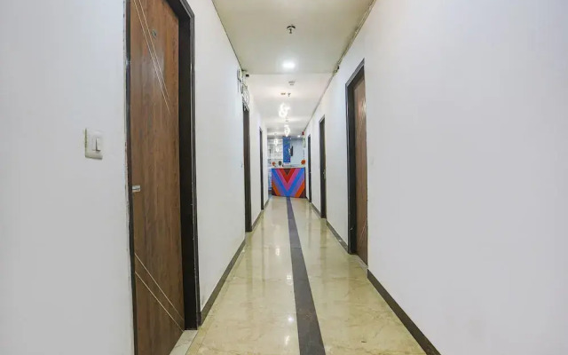 Fabhotel Golden Key