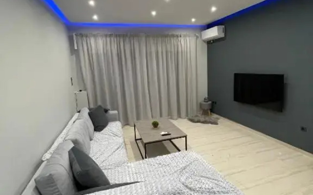 Luxury 3 bedroom apartment in Kiato center