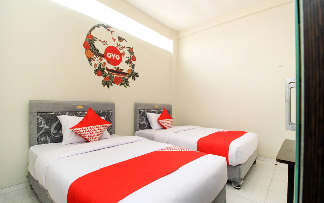 OYO 168 K-15 Residence