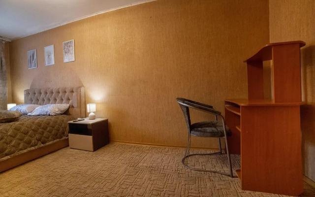 Апартаменты на улице Октябрьской Революции 38