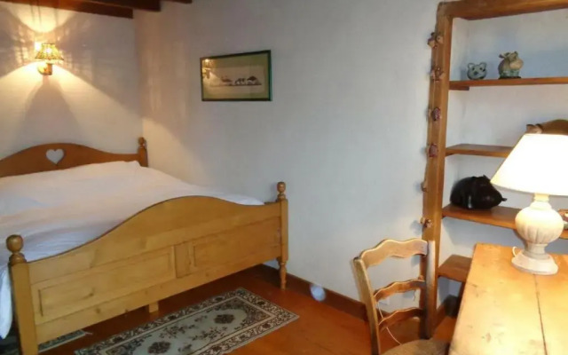 Gîte Essertines-en-Donzy, 5 pièces, 10 personnes - FR-1-496-200