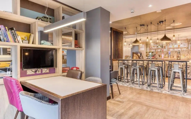 Premier Inn Abingdon - A34