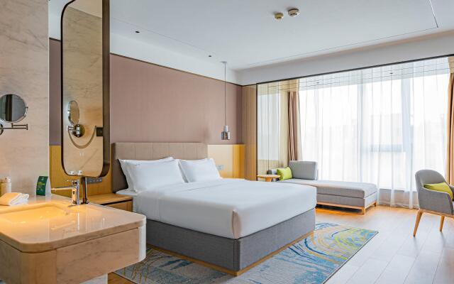 Holiday Inn One Thousand Island Lake by IHG