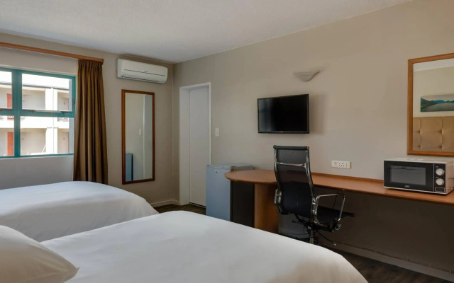 Protea Hotel by Marriott Cape Town Tyger Valley