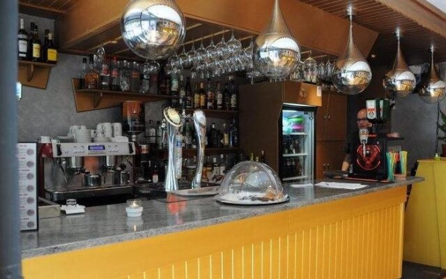 Hostal Raco Extem