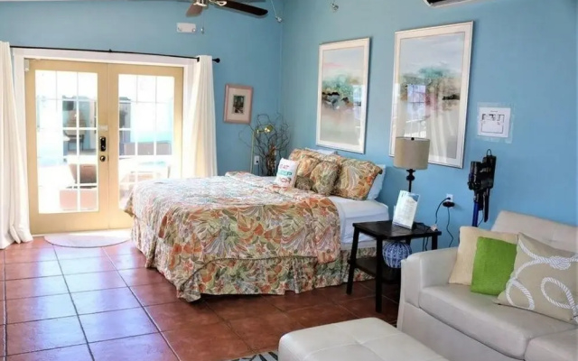 4431 Estero House