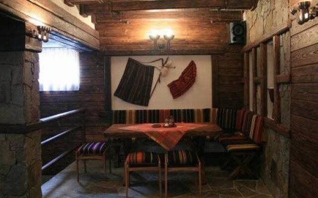 Family Hotel Dzhangal