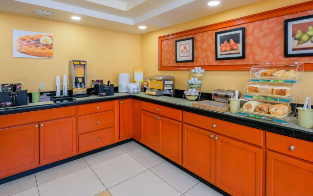 Quality Inn & Suites Lexington