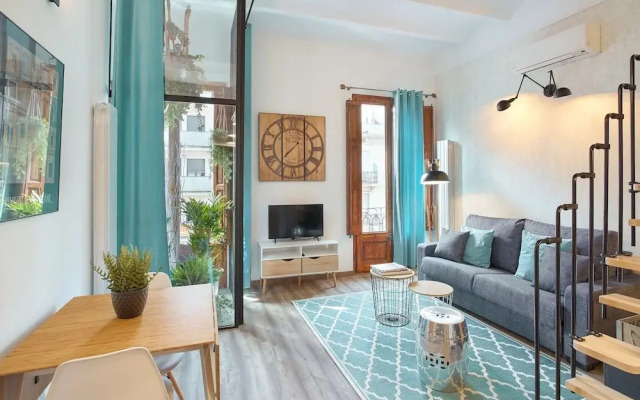 Urban District Apartments - Barcelona Smart Vintage Lofts and Apartments