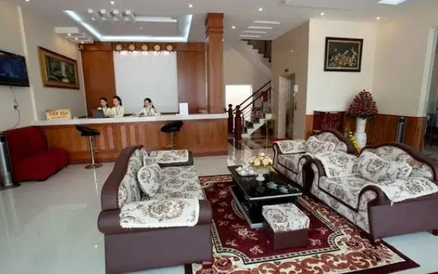 Tin Hoa Hotel 1