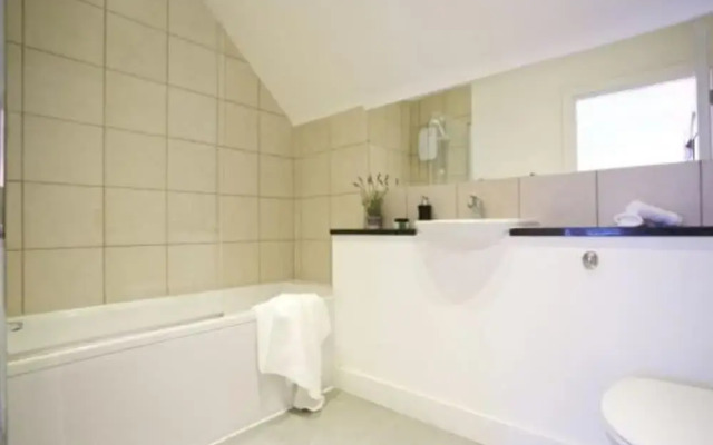 Lochside Cottage