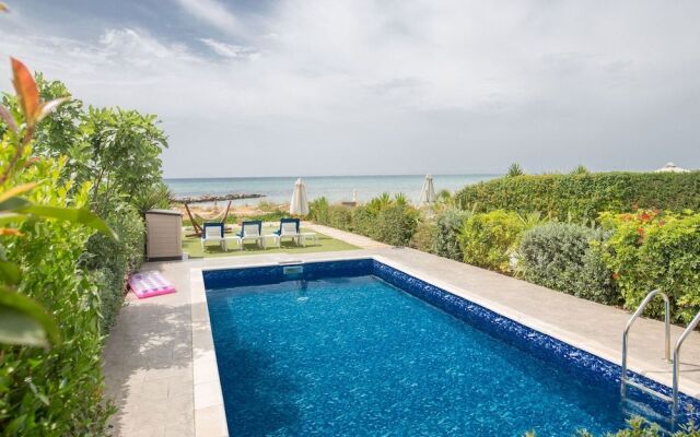 Sea front Villa Dagi (Gorgona Complex, Ayia Napa)