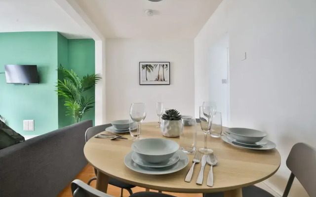 Urban Central 2 Bed House
