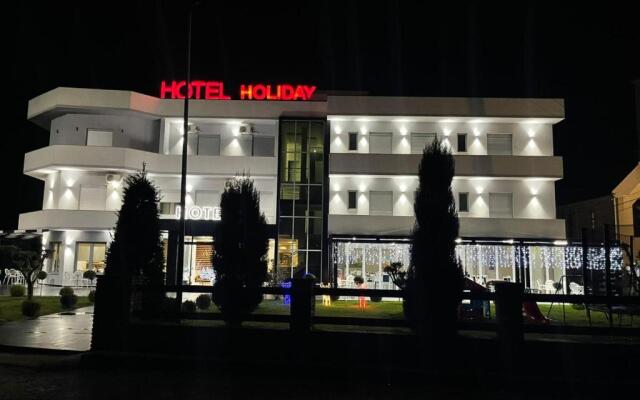 Hotel Holiday