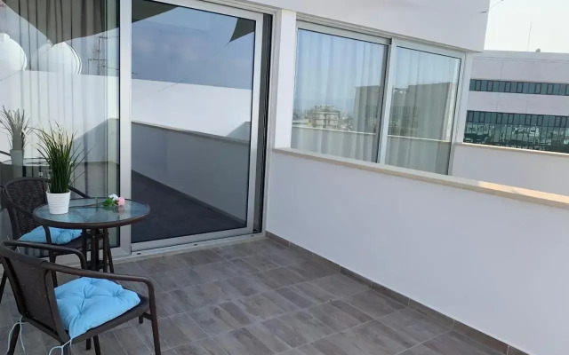 Nicosia 5 Stars Suites