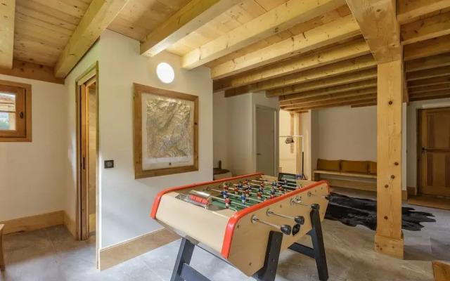 Magnificent Chalet Valhalla 5 Central Chamonix