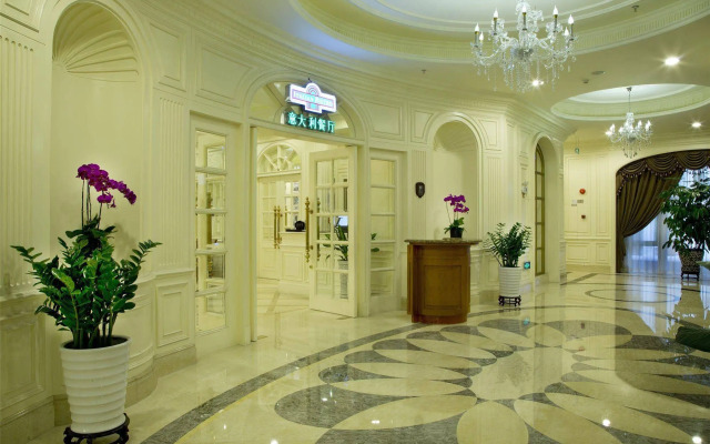 Dragon Lake Princess Hotel