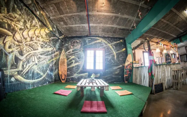 Surf Camp San Sebastian Partyhostel
