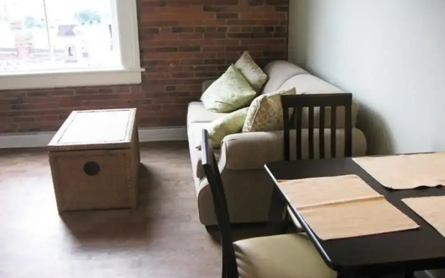 Central Victoria A Apartment