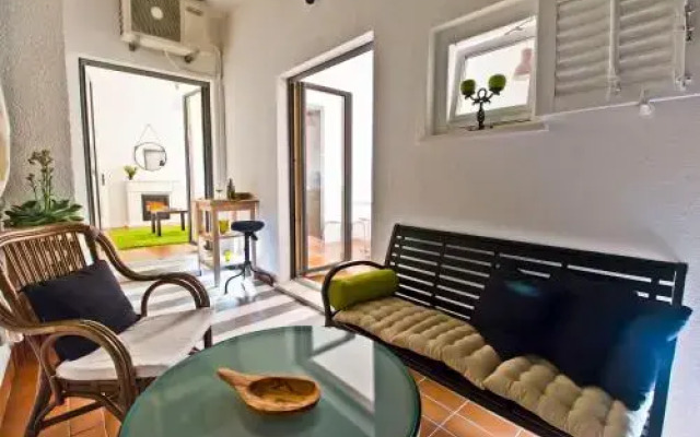 Boutique City Center View Apartments