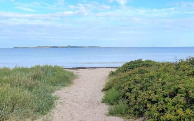 "Gregor" - 300m from the sea in Sealand