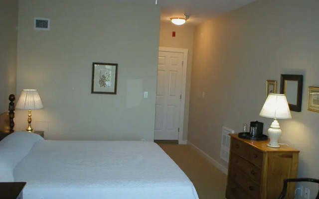 Ned's Landing at Spry Point