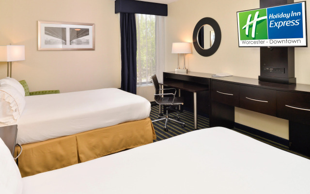 Holiday Inn Express Worcester