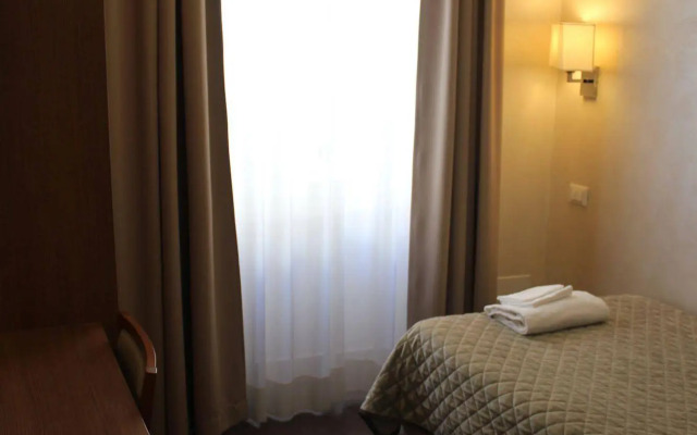 Romalive Hotel