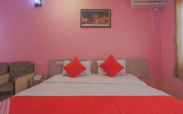 OYO 789 Hotel Shivam Plaza