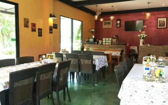 Stamp Hills Resort & Restaurant