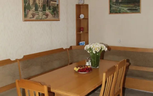 Rafael Hostel