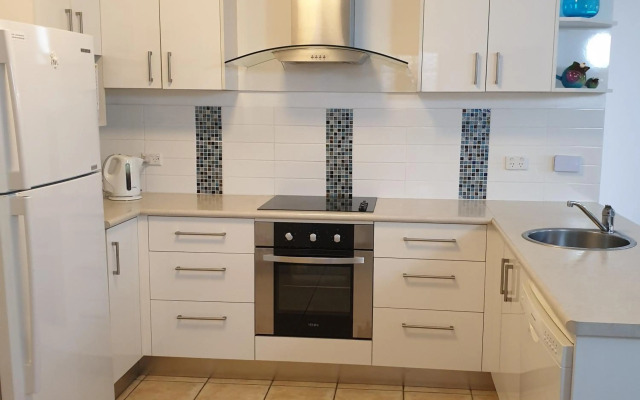 Nautilus Holiday Apartments