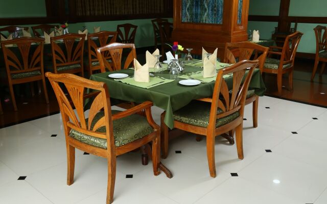 Mayura Residency